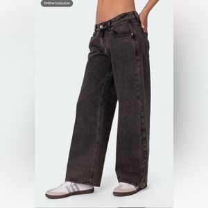 Edikted black wash Raelynn Washed Low Rise Jeans
